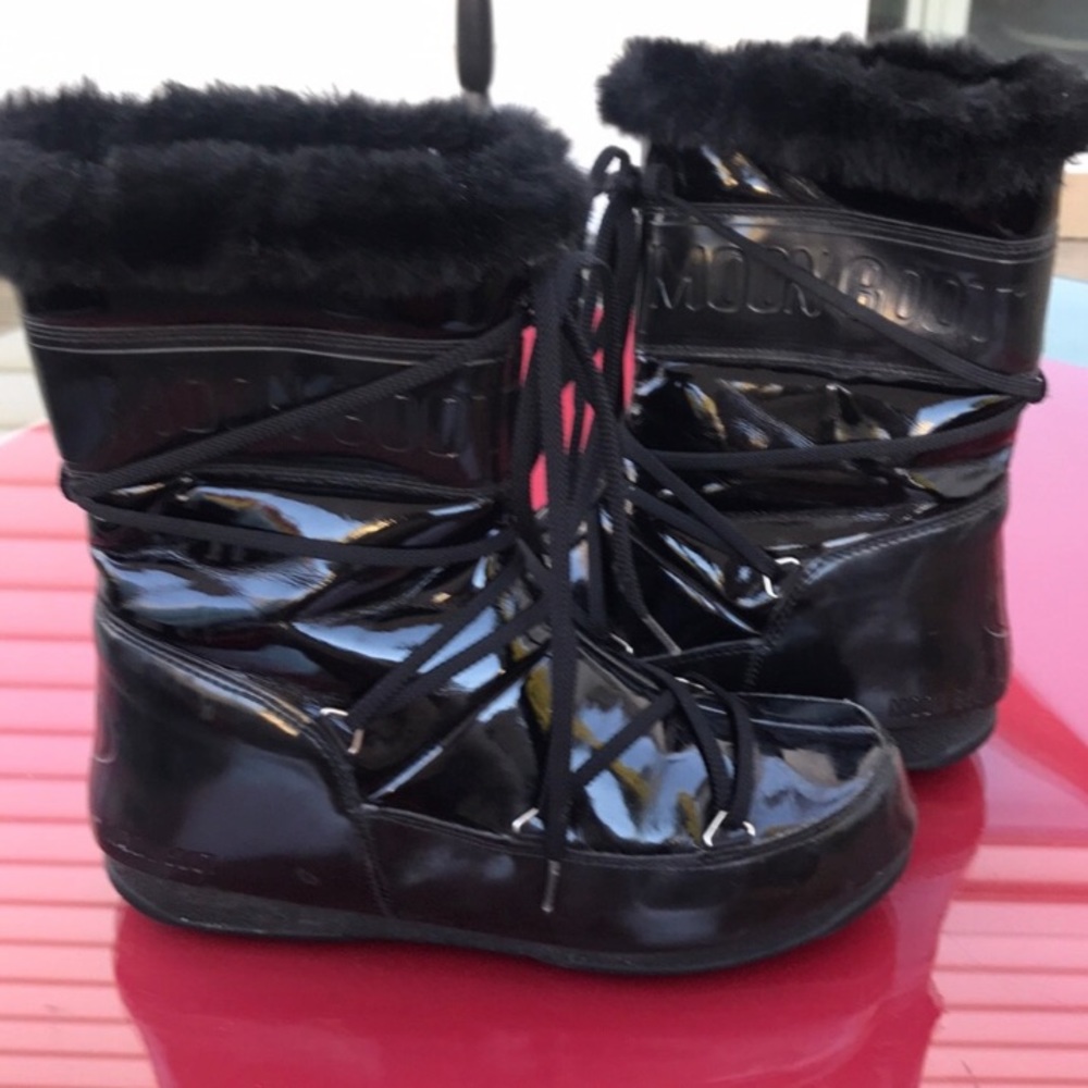 Moon Boots